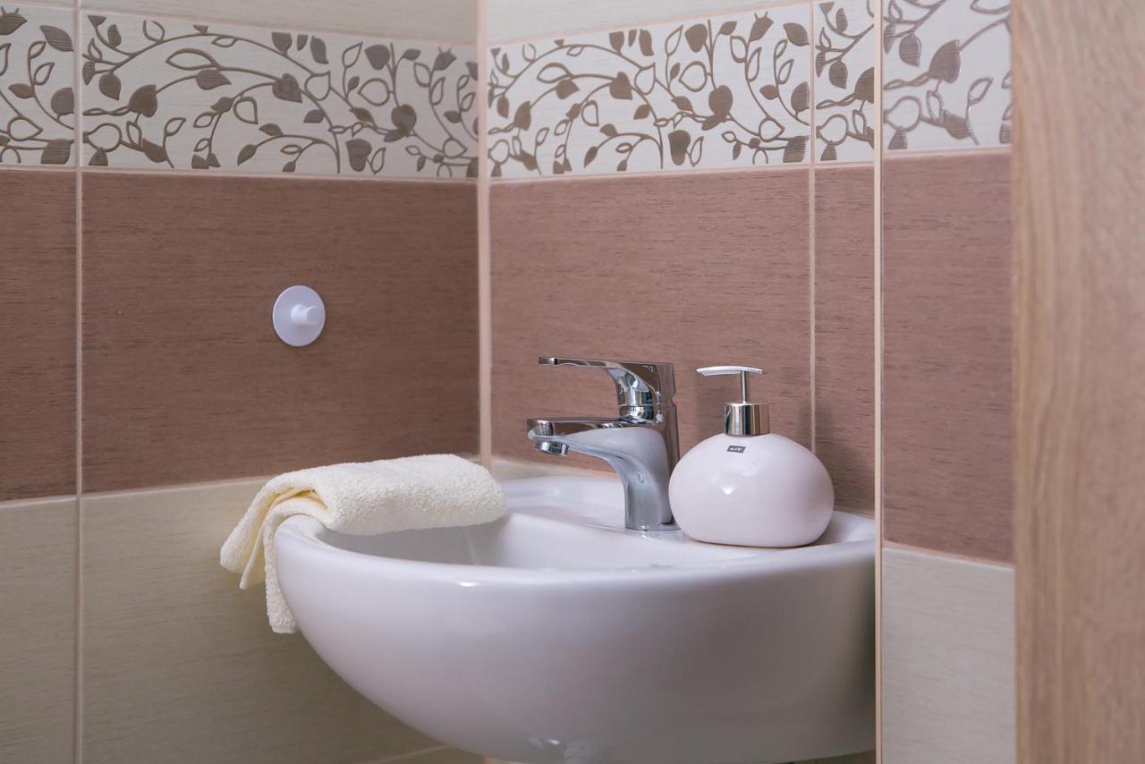 Forras Apartman Eger Zewnętrze zdjęcie